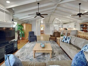 TV connectée, cheminée