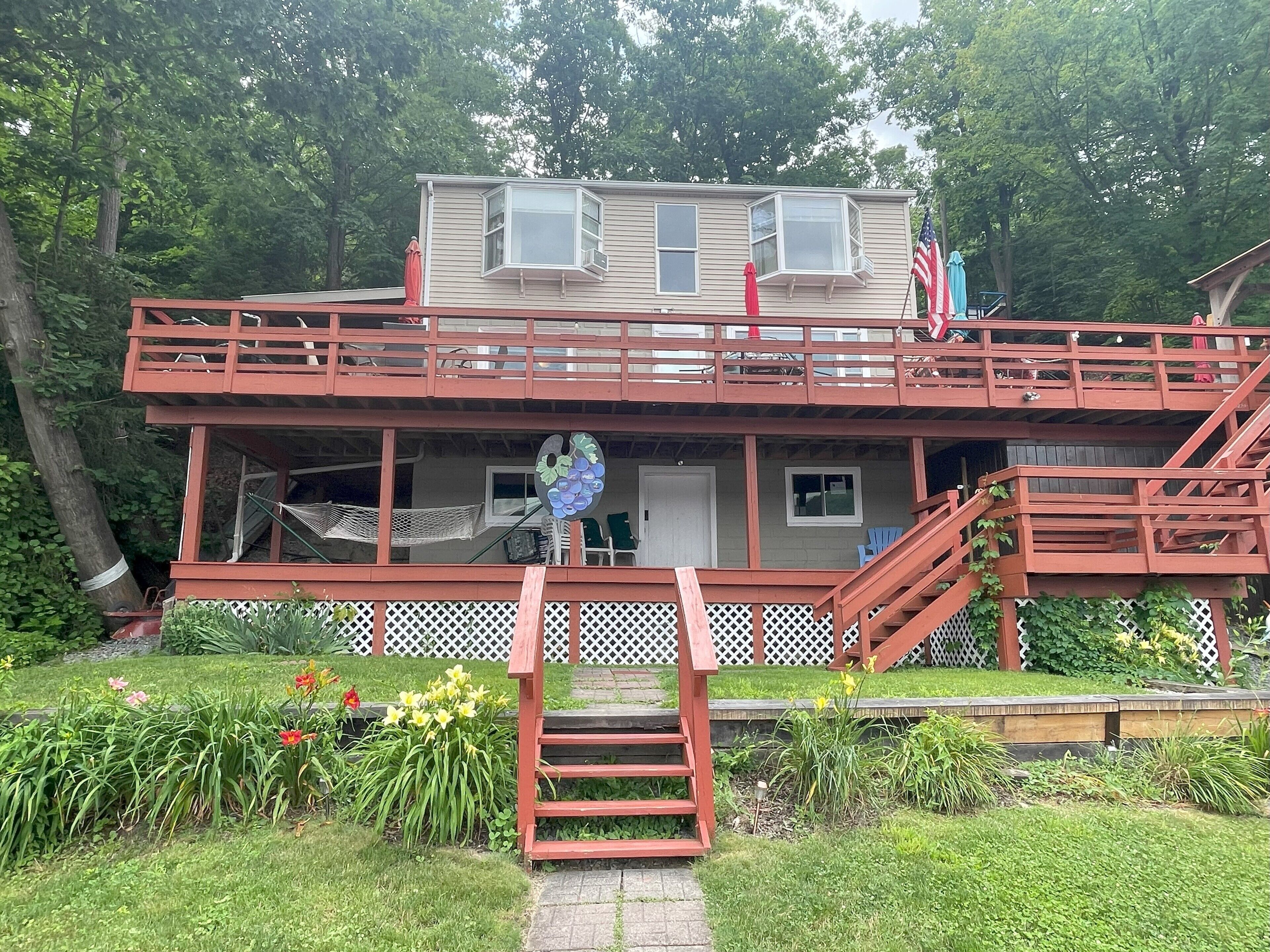 Rustic Keuka Lake Getaway with Fantastic View