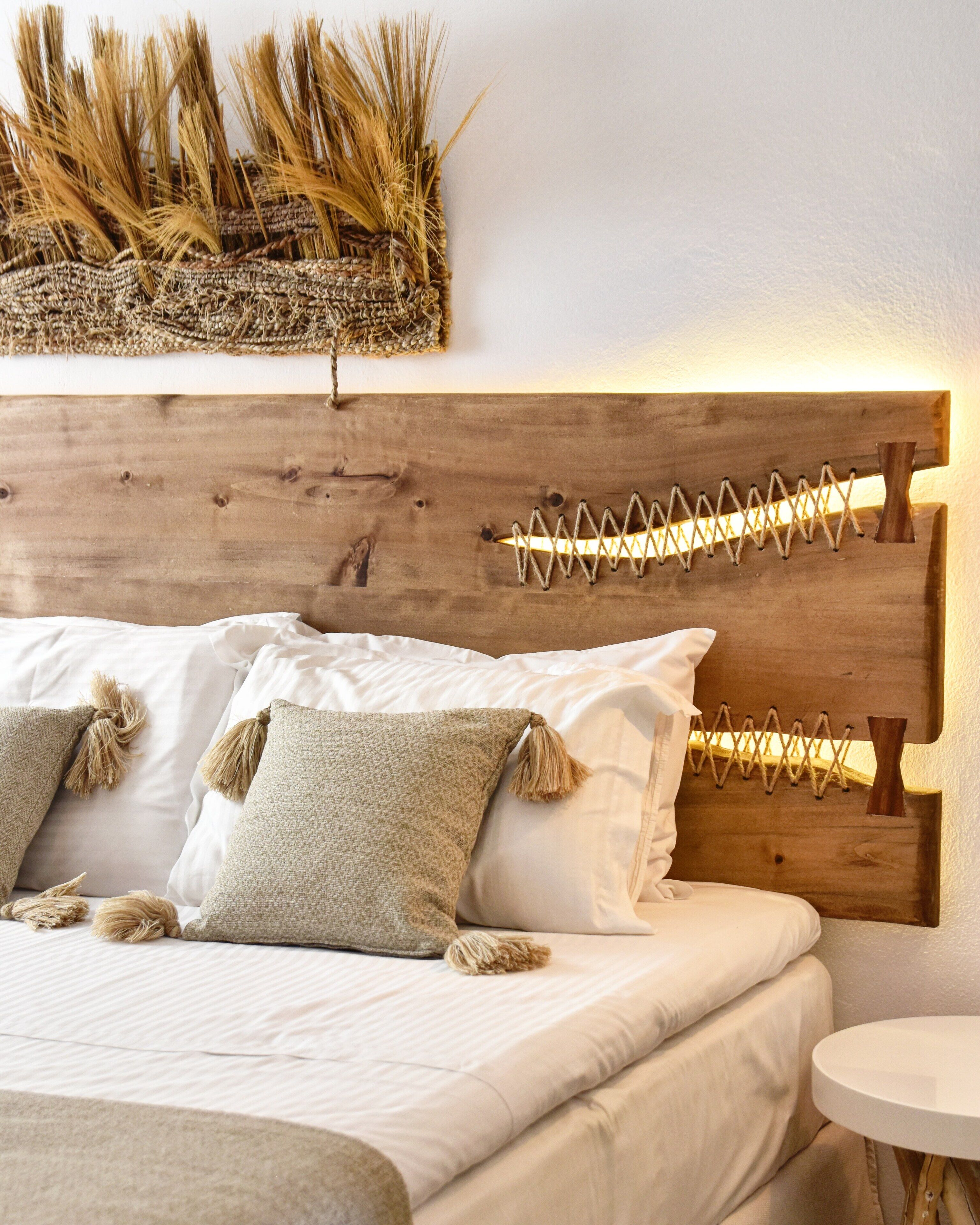 Angelos Design Suites: Master Suite 04