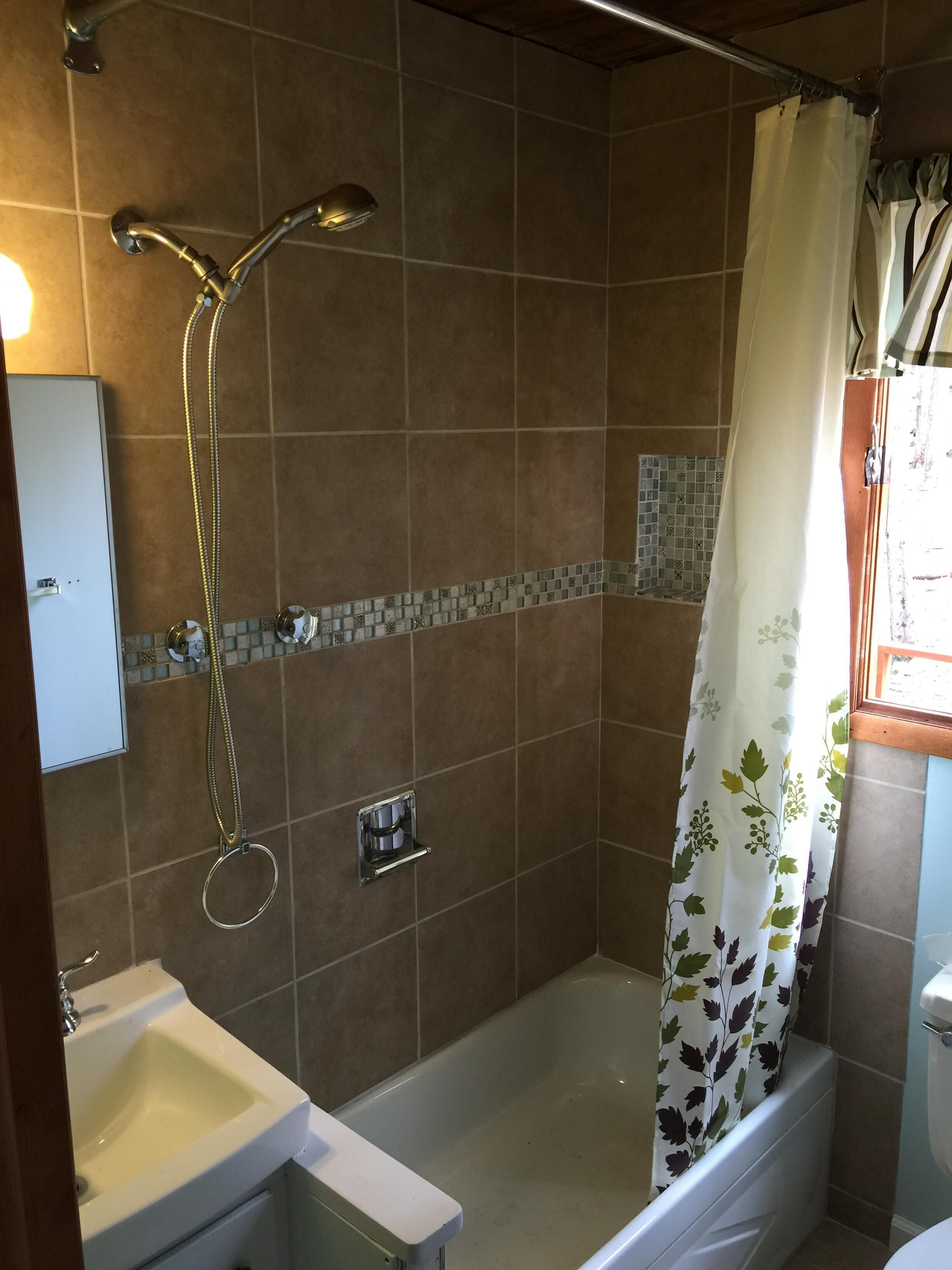 Lakeside barn wood cottage just remodeled with all the modern Conveniences!