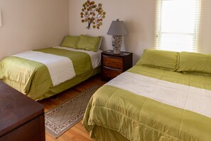 2 chambres, fer et planche à repasser, Wi-Fi, literie fournie
