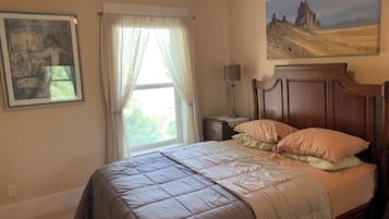 4 chambres, fer et planche à repasser, Wi-Fi, draps fournis