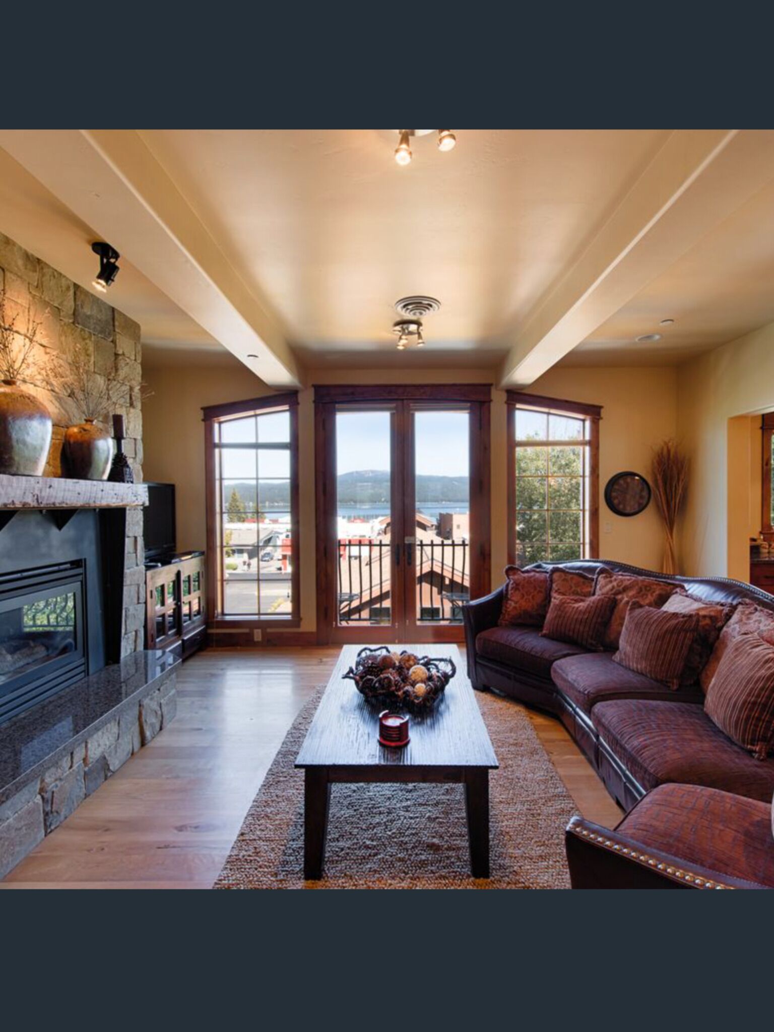 Lakeview Penthouse on Park Street in the heart of Downtown McCall