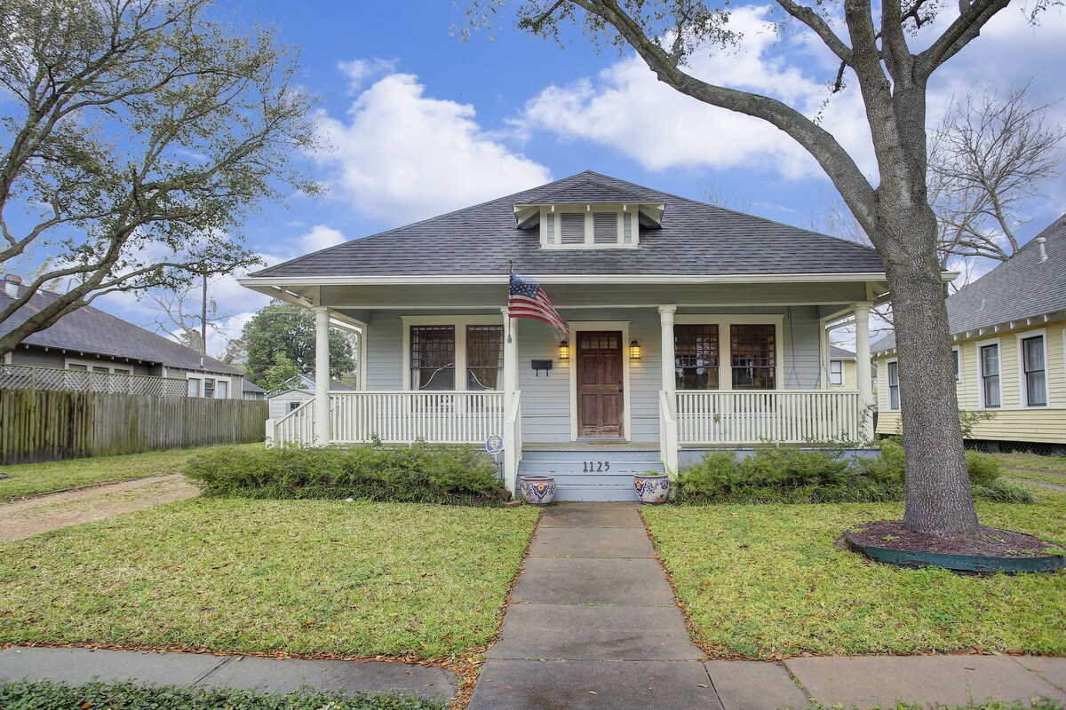 Photo of Heights VRBO since 2016. Five stars