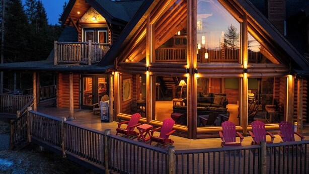 Exterior - River Road Log Lodge overlooking Whiteface Mt (Lake Placid)