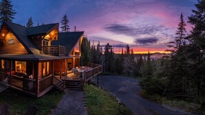 Unclassified image, 5 of 68, button - River Road Loj - Lake Placid log cabin rental (Lake Placid)