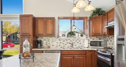 Ski Resort Dream Vacation Home Minutes from Top Ski Resorts in Utah