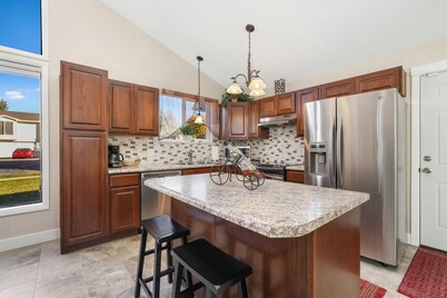 Ski Resort Dream Vacation Home Minutes from Top Ski Resorts in Utah