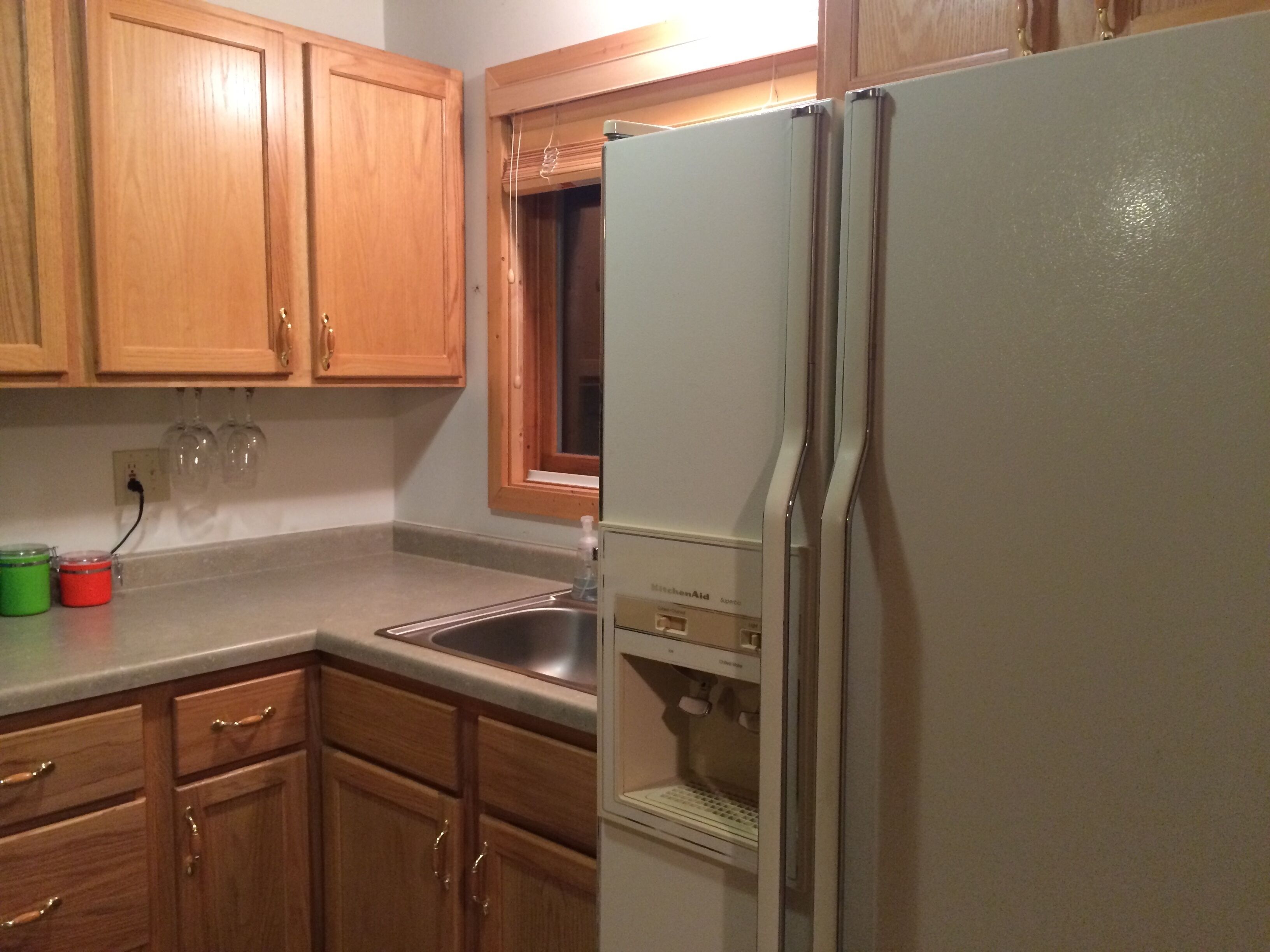 Cabin with outdoor hot tub and view of Second Lake!