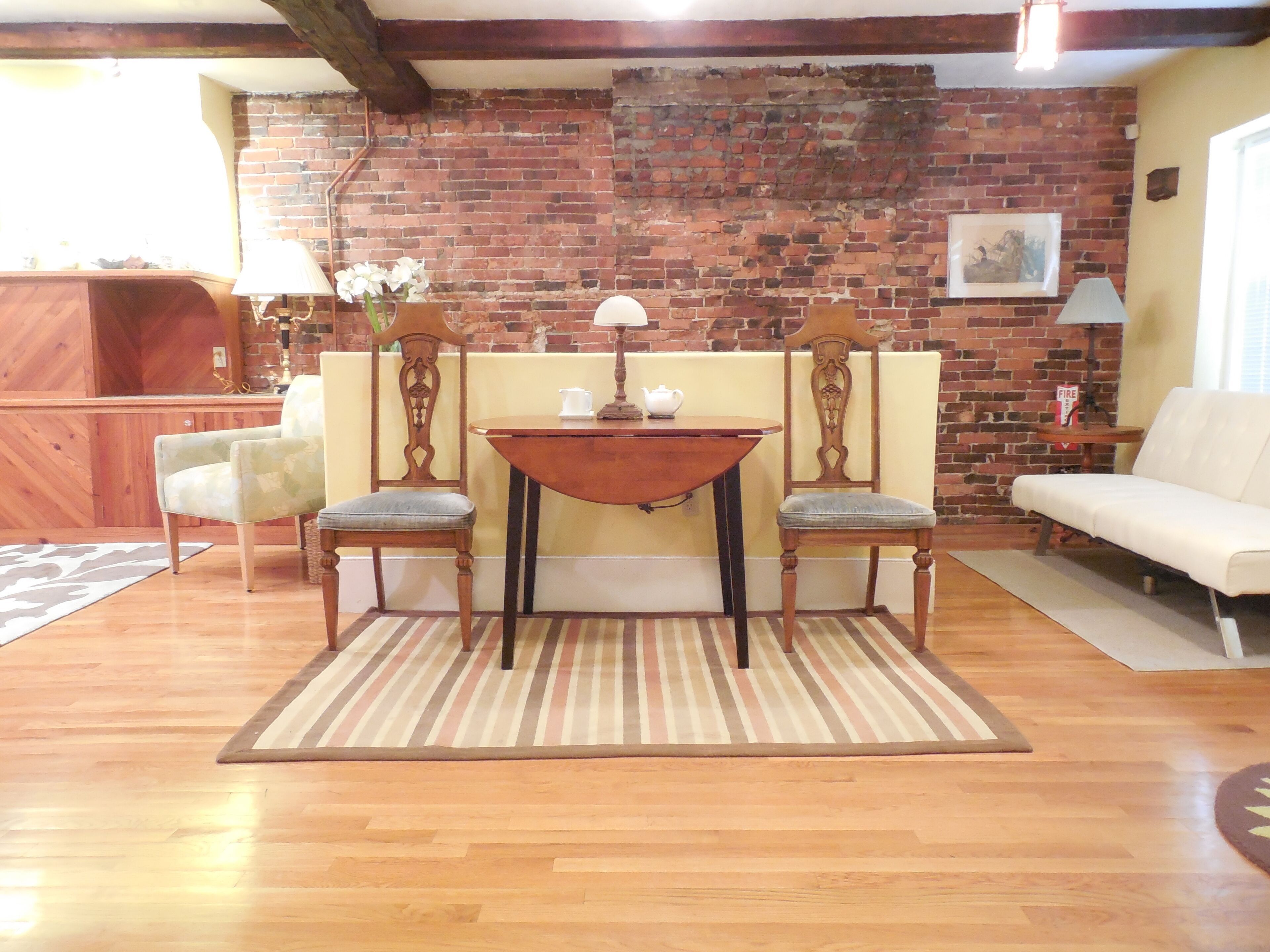 Charming House In Downtown Boston, Nearby Attractions, Parking & Free WiFi