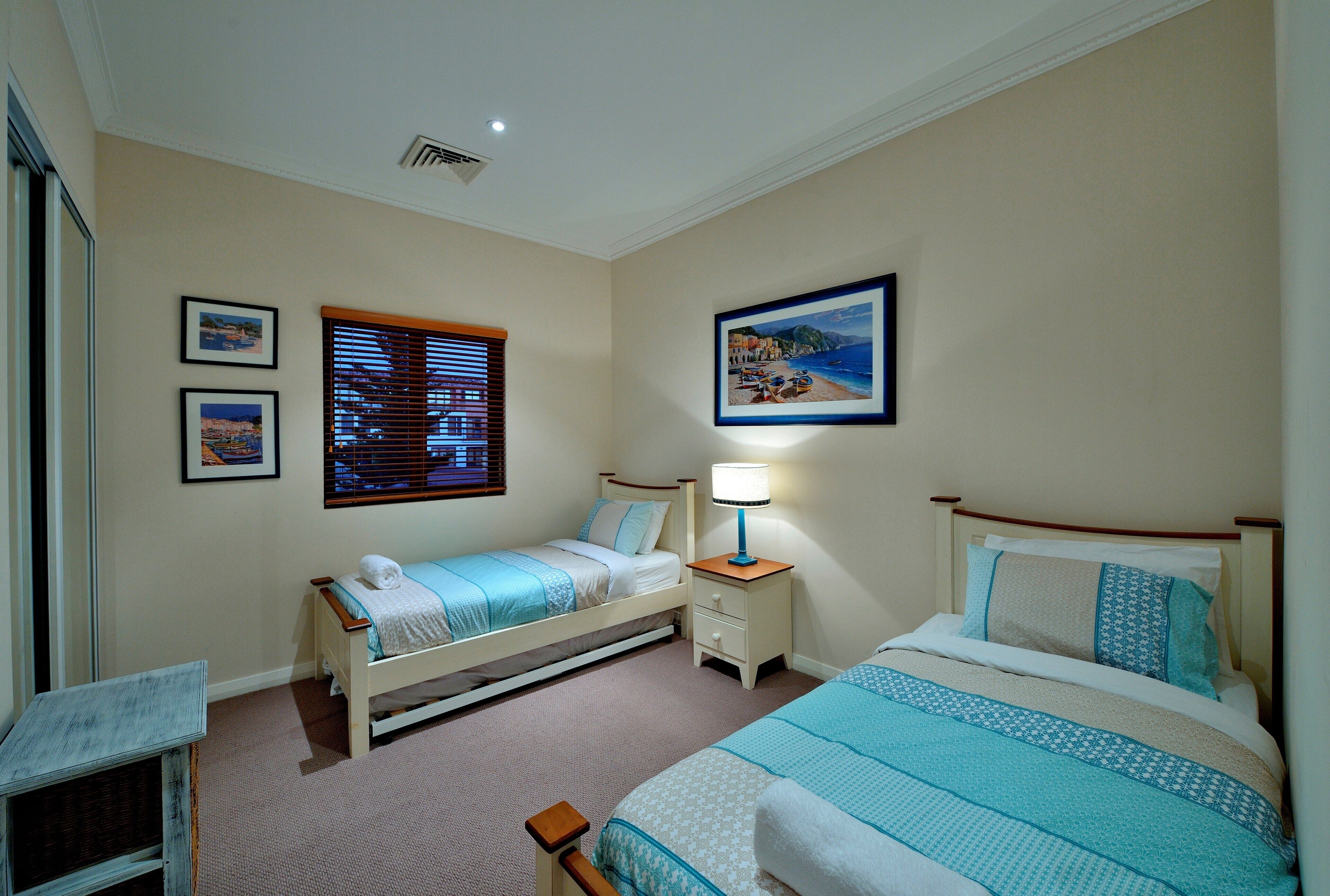 Canal Riviera - Free Wifi — image 22