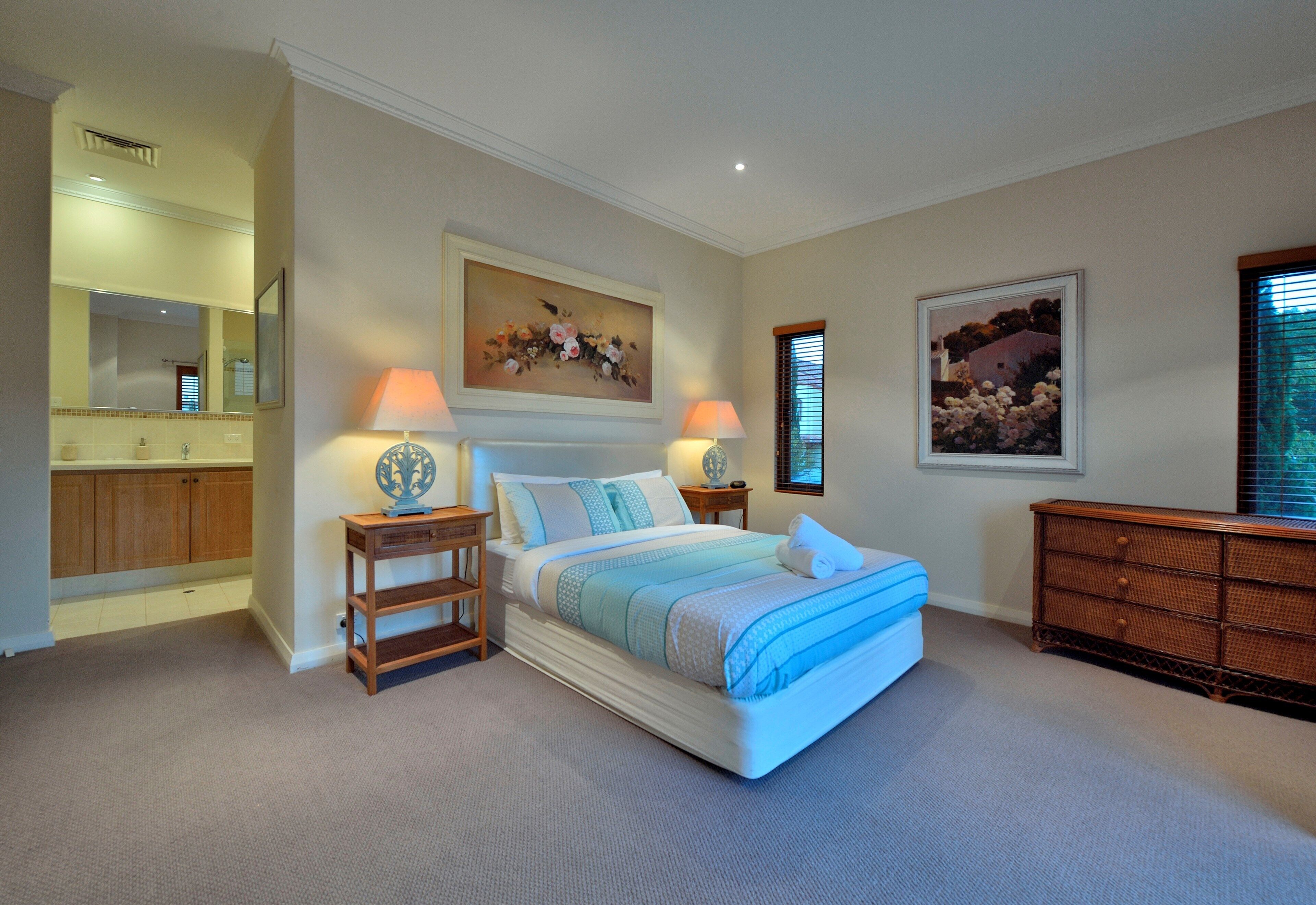 Canal Riviera - Free Wifi — image 20