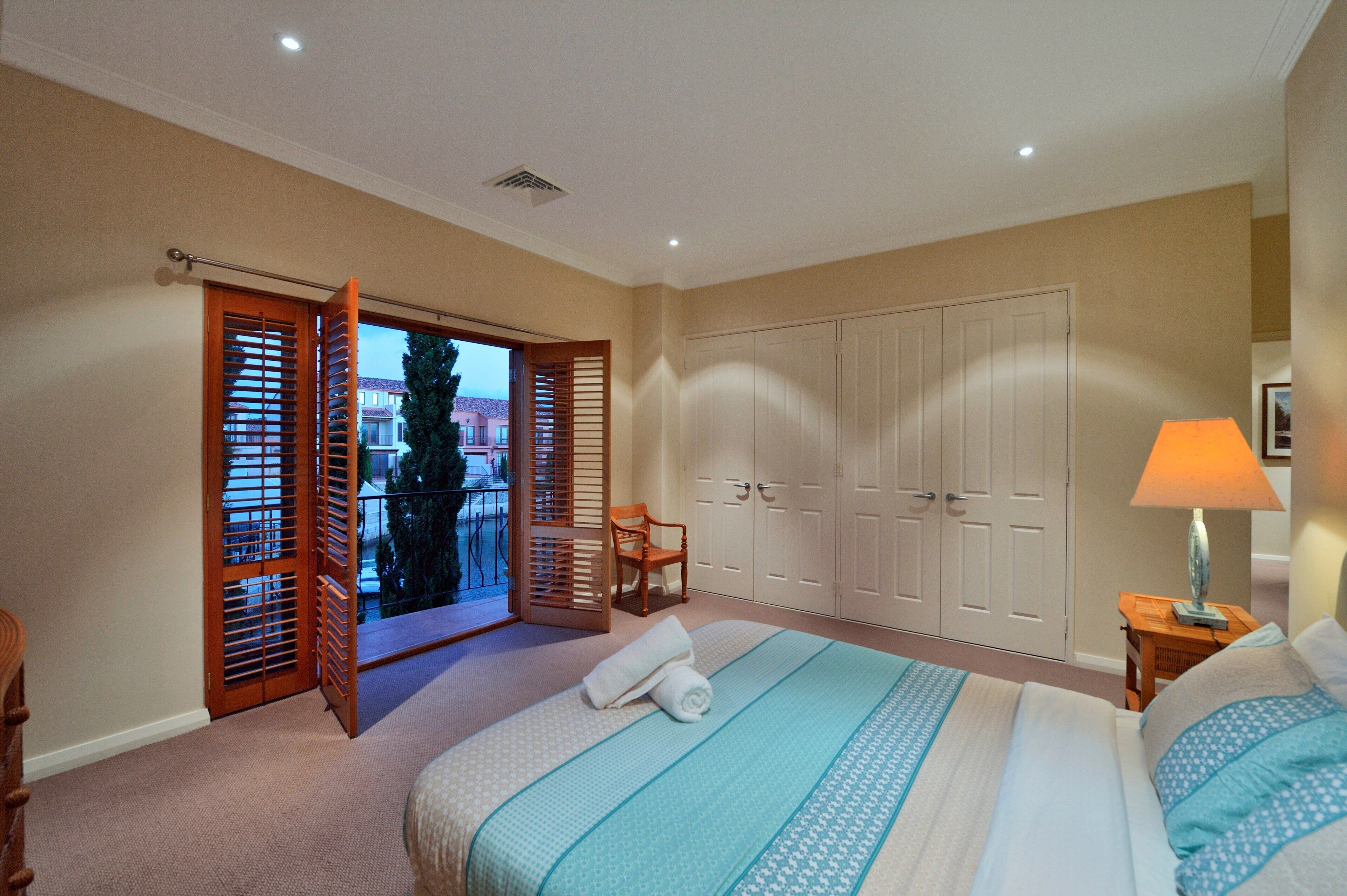 Canal Riviera - Free Wifi — image 18