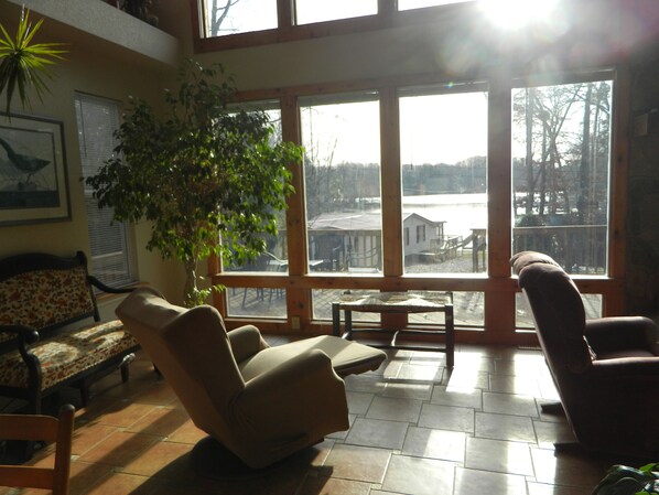 TV, fireplace, DVD player