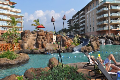 HOKULANI 436-CORNER UNIT 2BD/2BA w/OCEAN & MOUNTAIN VIEWS,505SQFT LANAI BALCONY 