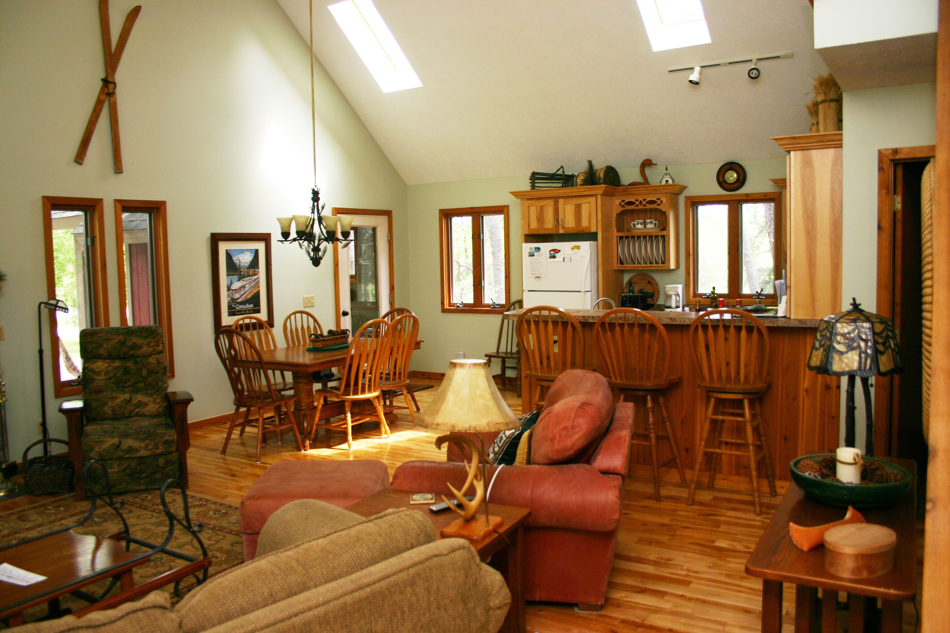 Cozy Cabin on 8th Green at Crystal Mountain Resort -