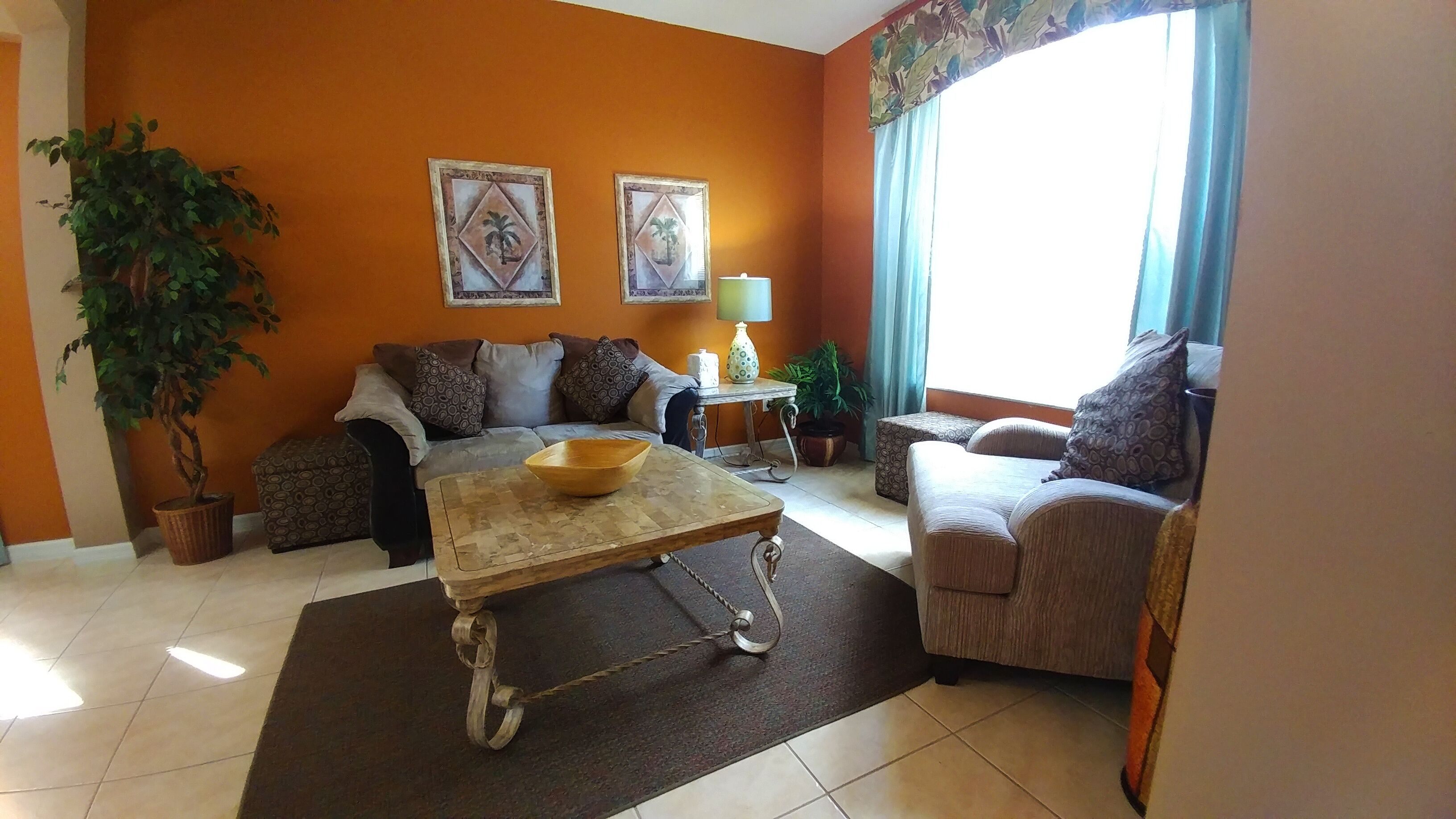 Luxury Vacation home! 7 bedrooms, 4.5 baths with WiFi, Pool, Spa, Gameroom