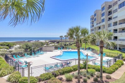 Amazing Oceanfront Condo on Amelia Island!