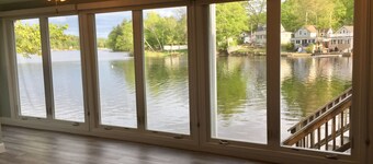 ~Baboosic Lake Waterfront Rental~