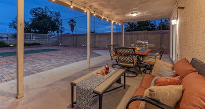 Upea koti Painted Mt golfkentällä; Yksityinen uima-allas, jossa on mahdollisuus lämmittää