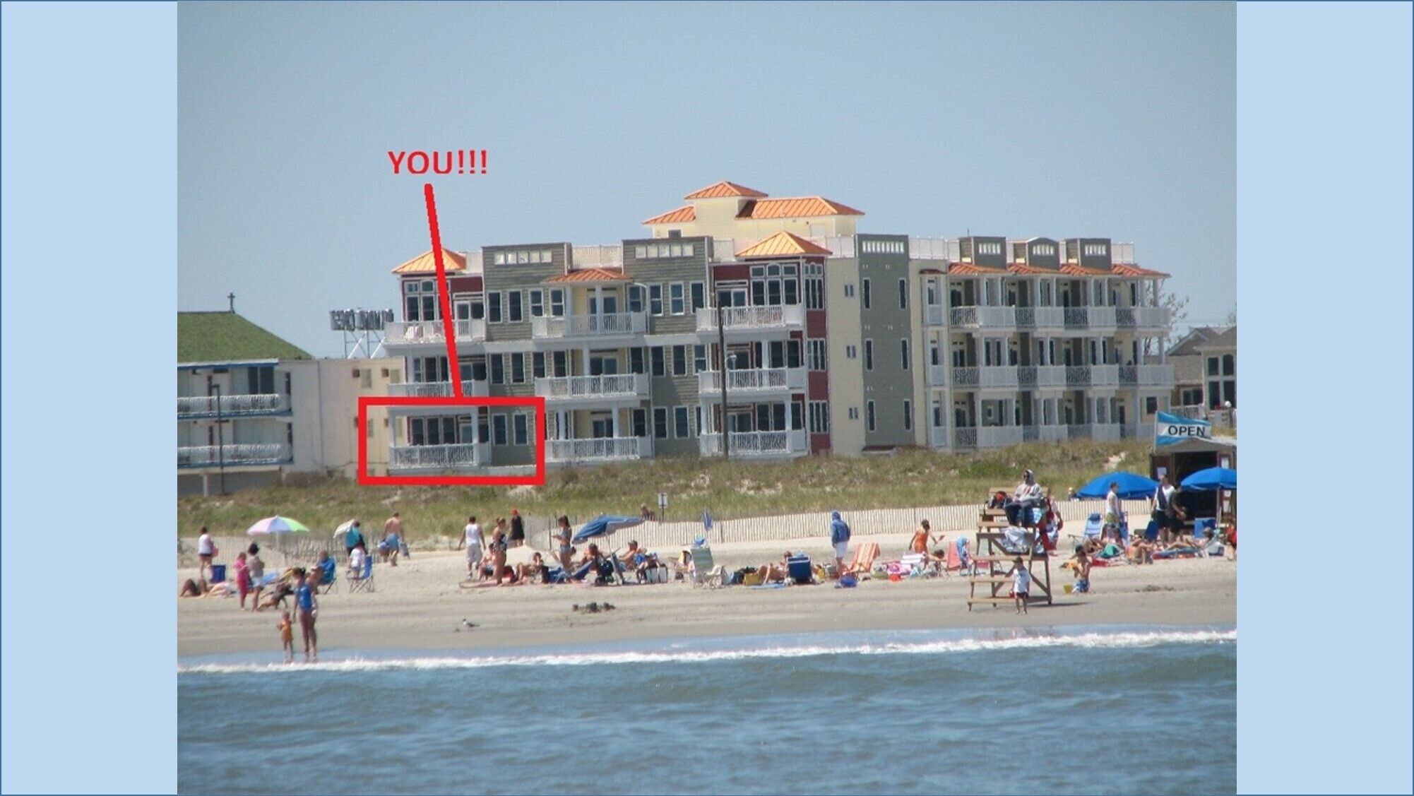 Plage, chaises longues