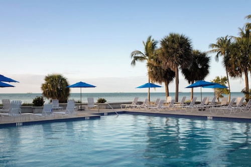Panoramic 3BR/3BA Condo - Direct Beach Ocean Front