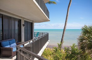 Property grounds - Panoramic 3BR/3BA Condo - Direct Beach Ocean Front (key west)