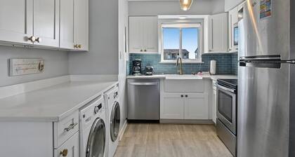 Luxe Design, Large Balcony + Pool & Beach Access!