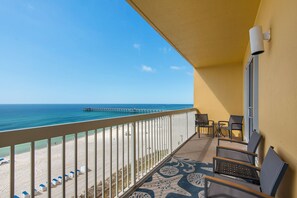 Property grounds - BEACHFRONT MODERN & FRESH; 3-BR CALYPSO Unit 702W w/ Beach Chair Service for 4! (Panama City Beach)