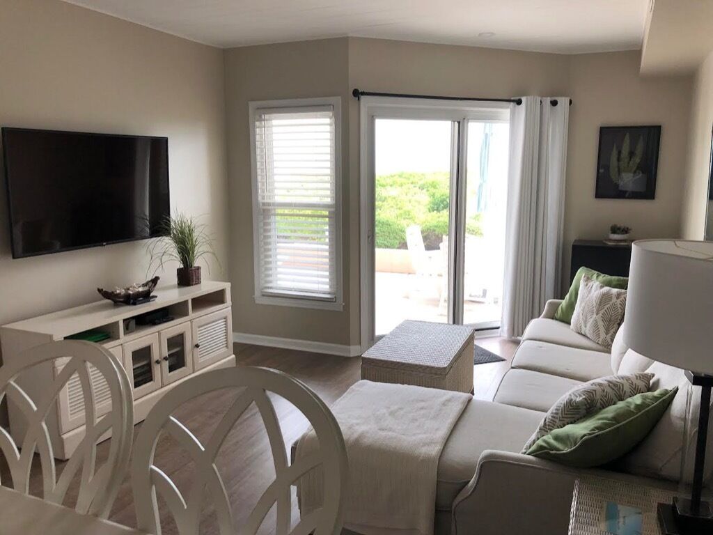 Seapointe Village OCEAN FRONT 1BR Walkout