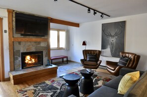 TV connectée, cheminée