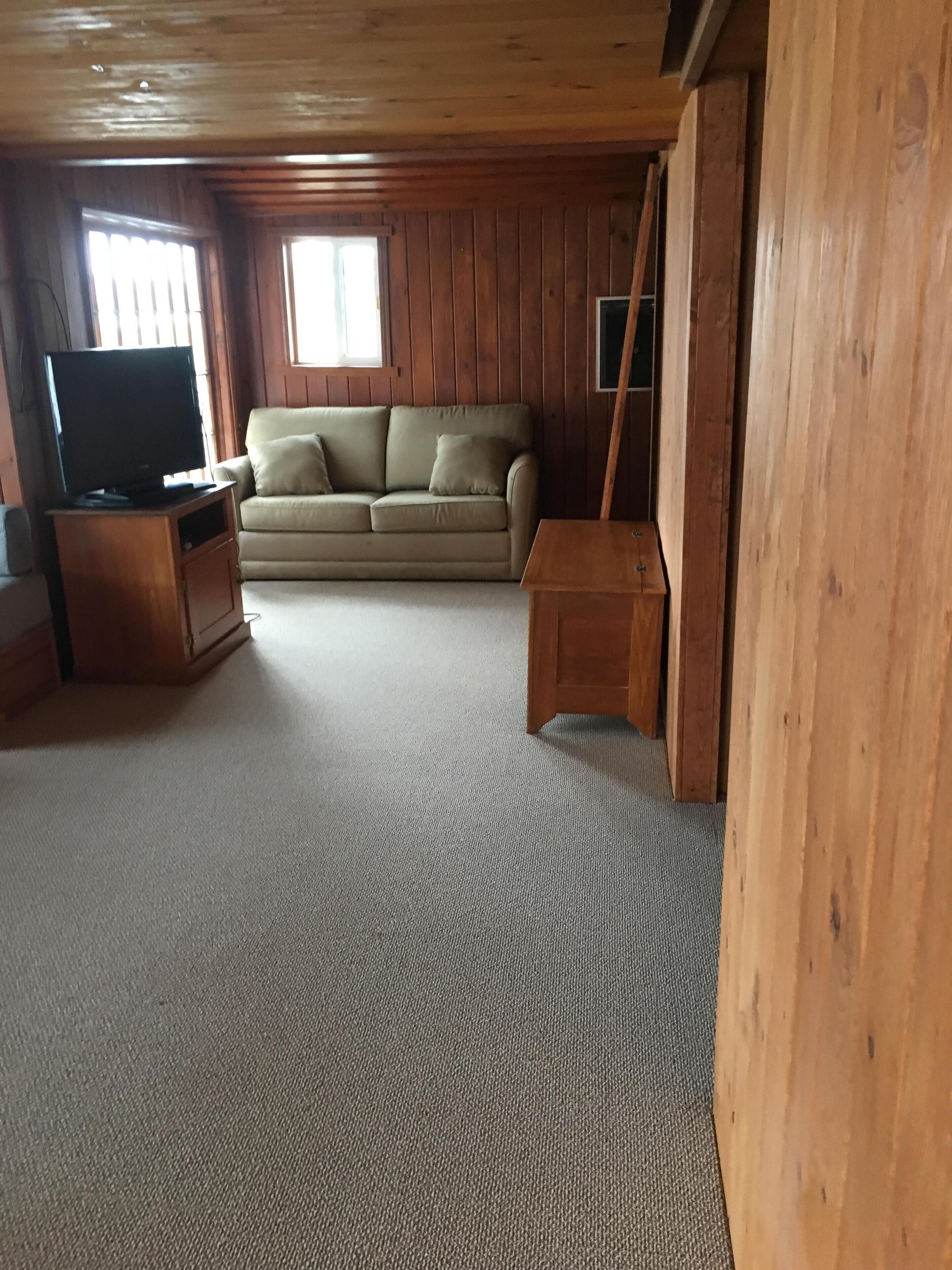 Charming new lakefront rental with beautiful sunsets on the east side of Keuka