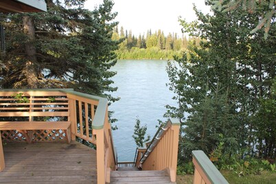 Right on the Kenai River! Comfortable condo great for fishing or sightseeing