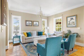 TV, DVD player, table tennis, books