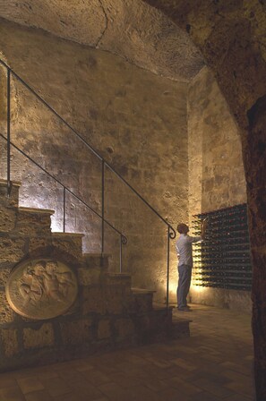 Interior - A unique luxury home, designer interiors, in a fairytale town (Civita di Bagnoregio)