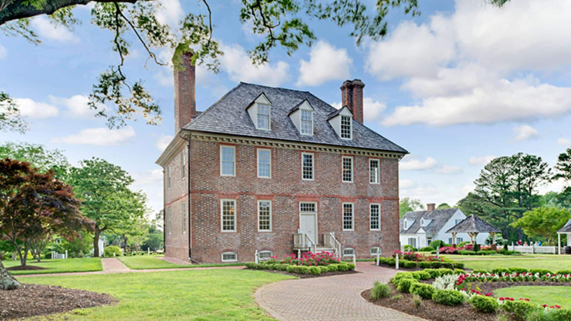 Low Rates for The Historic Powhatan Resort