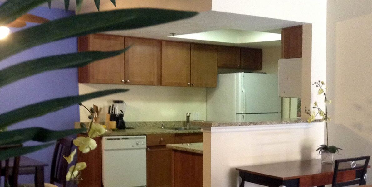 A Tranquil Setting Only A Stone's Throw From All The Action! New 65" TV mounted