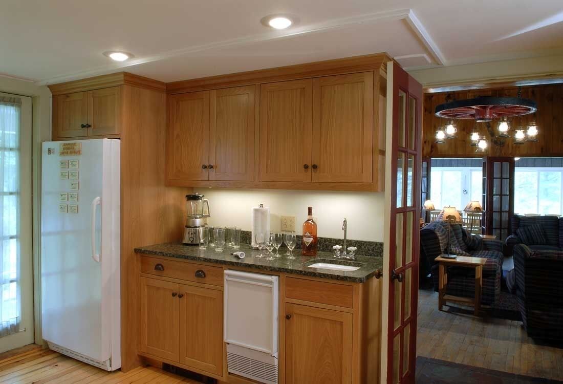 Lakefront, Near Sunday River, Steam Rm, Firepit, HUGE Kitchen, LG Fireplace