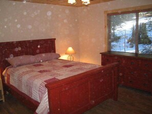 3 Schlafzimmer, Schreibtisch, Bügeleisen/Bügelbrett, kostenloses WLAN