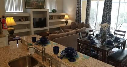 FANTASTIC 3BR POOL HOME GAME ROOM FREE WIFI IN GATED COMMUNITY MINUTES 2 DISNEY