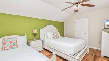 2 bedrooms, desk, iron/ironing board, free WiFi