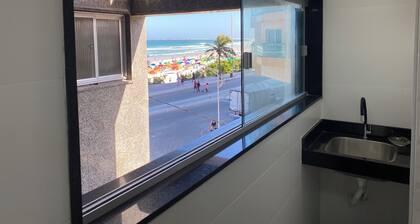 Apartment 30 Meter von Praia do Forte entfernt - mit Blick auf den Strand
