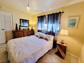 3 Schlafzimmer, Schreibtisch, Bügeleisen/Bügelbrett, kostenloses WLAN