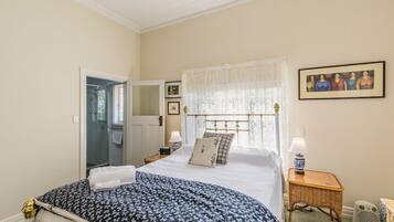 4 chambres, bureau, fer et planche Ă repasser, Wi-Fi gratuit