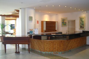 Hall