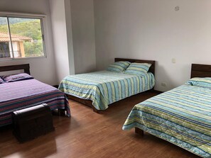 3 bedrooms, WiFi, bed sheets