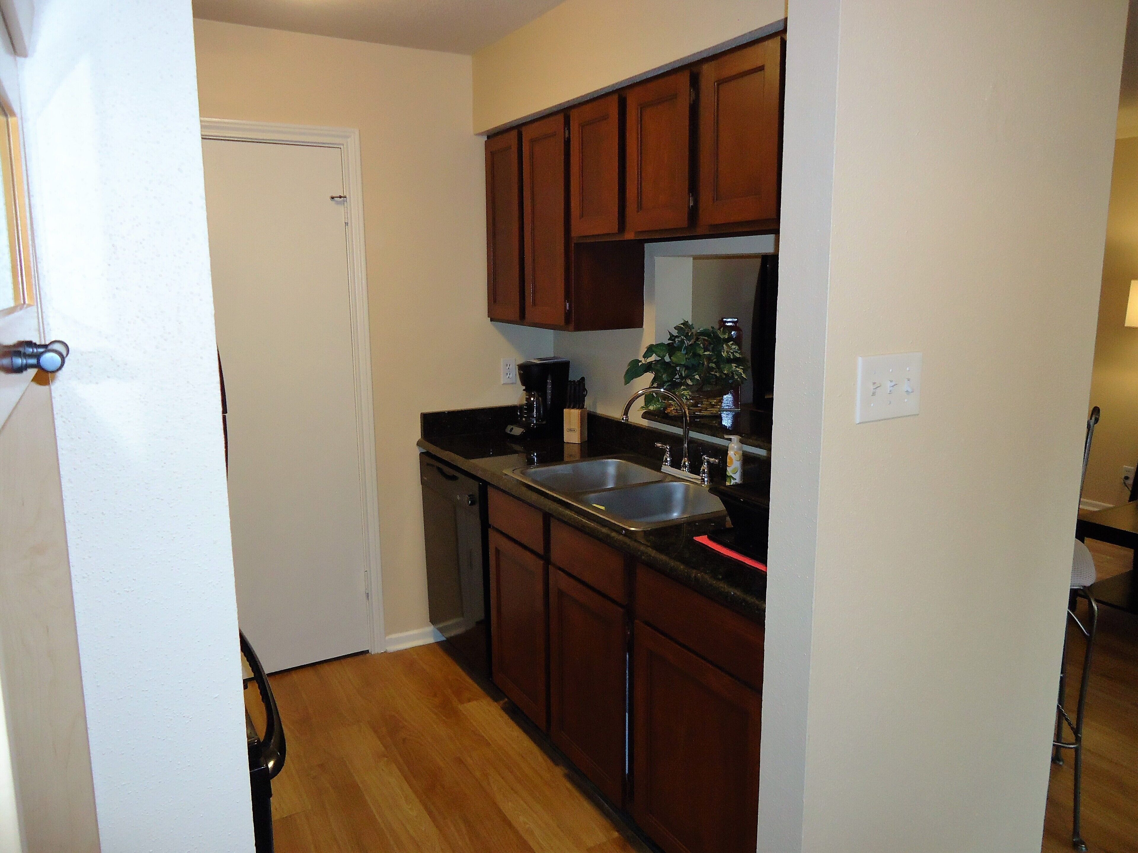 Newly remodeled condo, great location. Gated property w/assigned covered parking