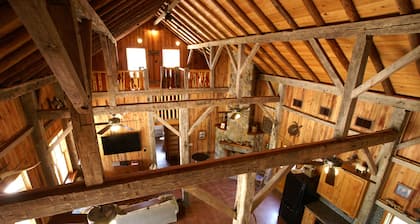 Lake Buchanan Lodge is waterfront with an optional Pavilion for events.