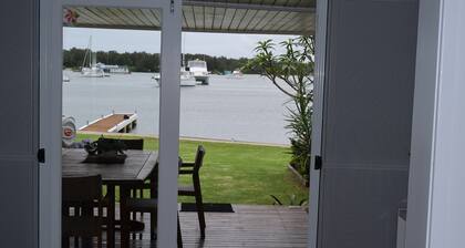 Enten Bungalow- Lake Macquarie