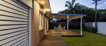 Bright Airy Beach Cottage